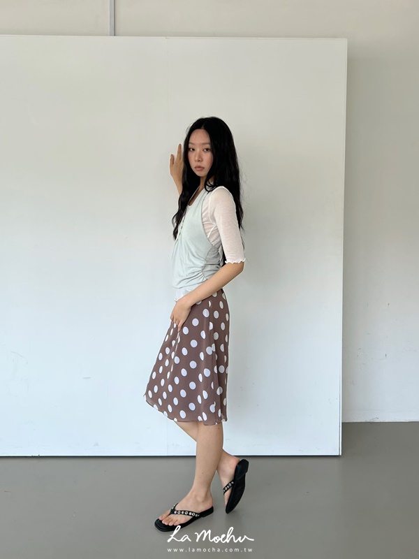 同色扣掛脖馬卡龍背心(闆娘清單)